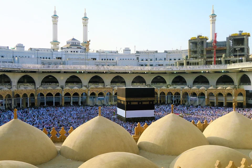 Performing Umrah during Ramadan is a deeply fulfilling experience, and group packages make it accessible and affordable for UK travelers