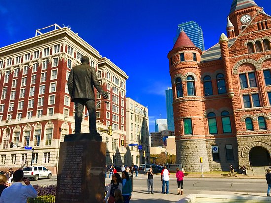 Flights UK to Dallas: Affordable Travel from the UK