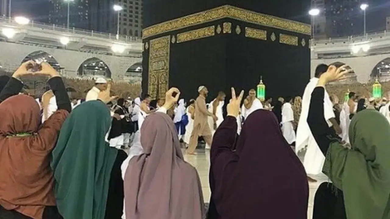 Umrah Packages and Transport Services 2025