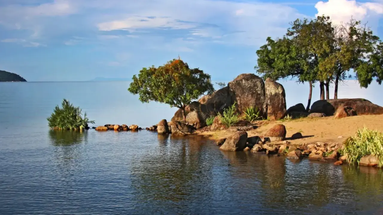 UK to Blantyre Flights: Budget-Friendly Travel Tips