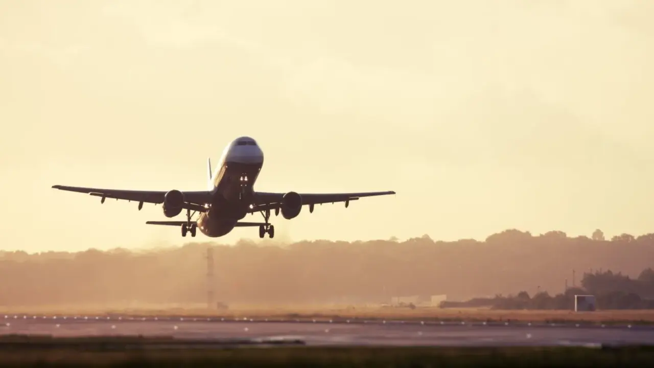 Top Budget Airlines Offering Cheap Flights from UK to Africa