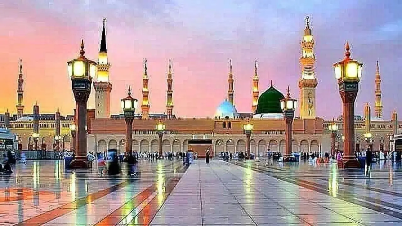 Luxury and Premium Umrah Deals for Travelers in 2025
