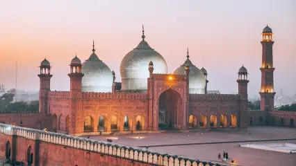Cheap Flights To Lahore