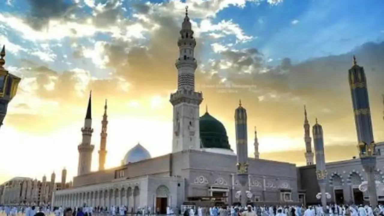 Group Pilgrimage with Tailored Umrah Packages