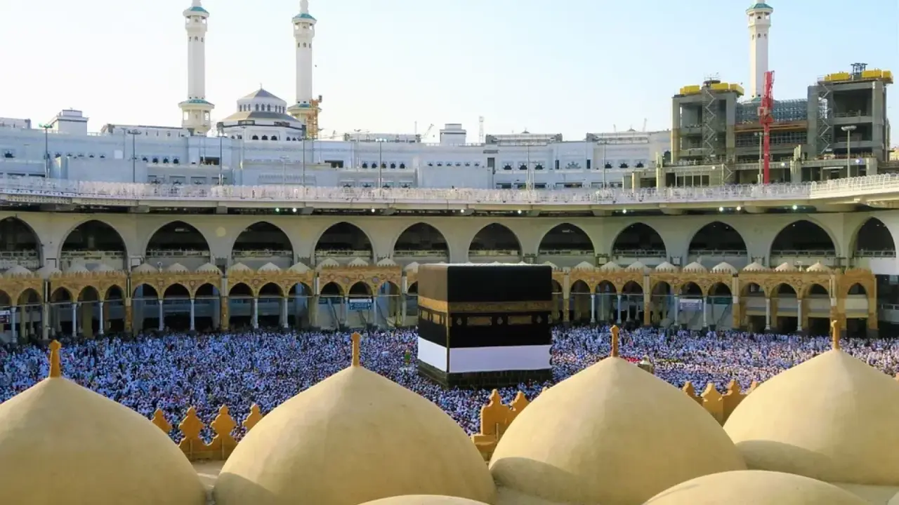 Top Umrah Packages for Families in 2025